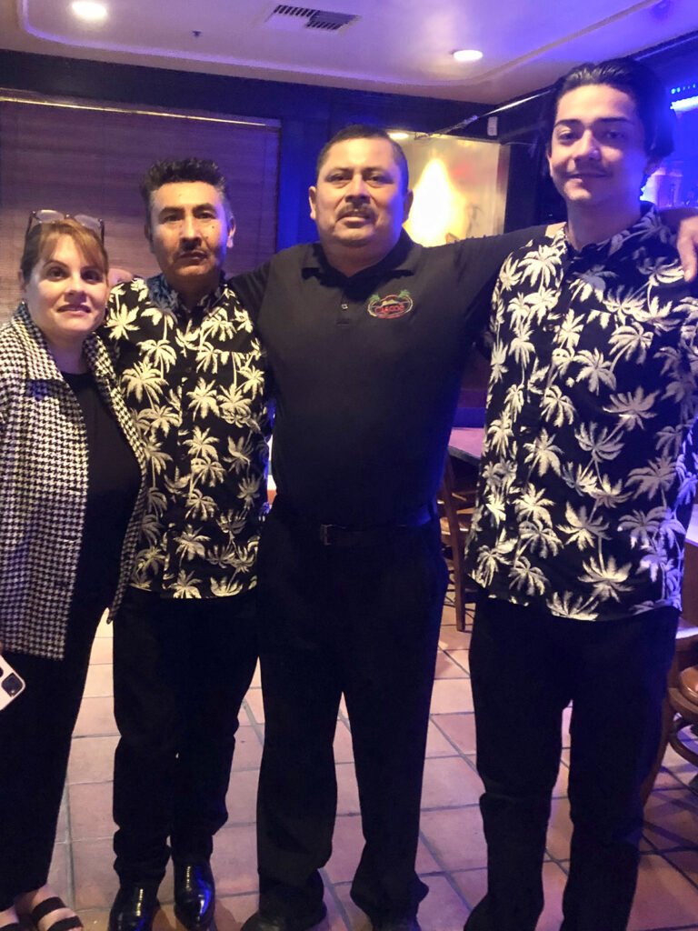 Cisco's Mexican Restaurant: Our in-house mariachis and our manager posing for a picture.